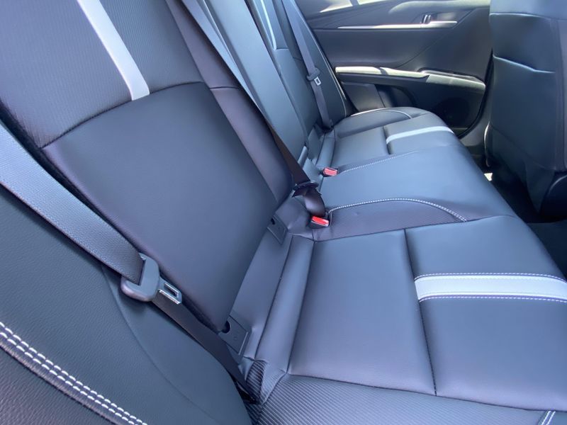 2025 Toyota Camry SEImage 12
