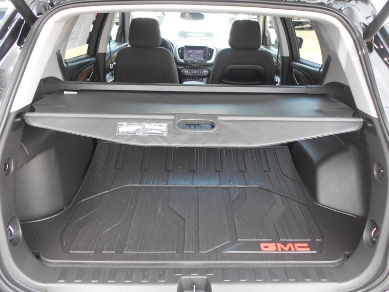 2020 GMC Terrain SLEImage 24