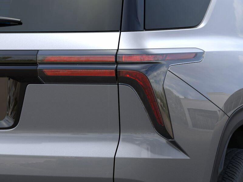 New 2025 Chevrolet Traverse FWD LTImage 11