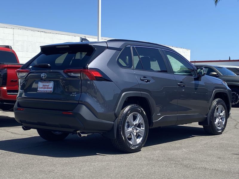 New 2025 Toyota RAV4 Hybrid LEImage 3