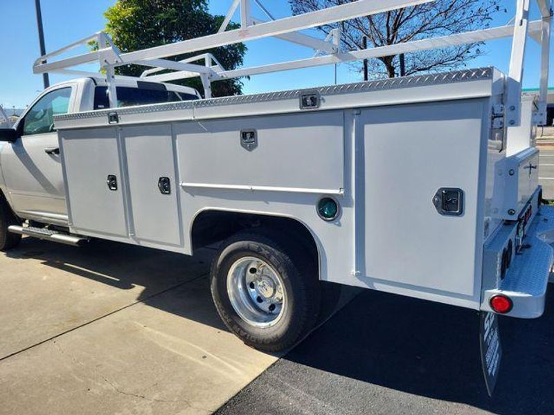 New 2025 RAM 3500 Tradesman Chassis Regular Cab 4x2 84' Ca