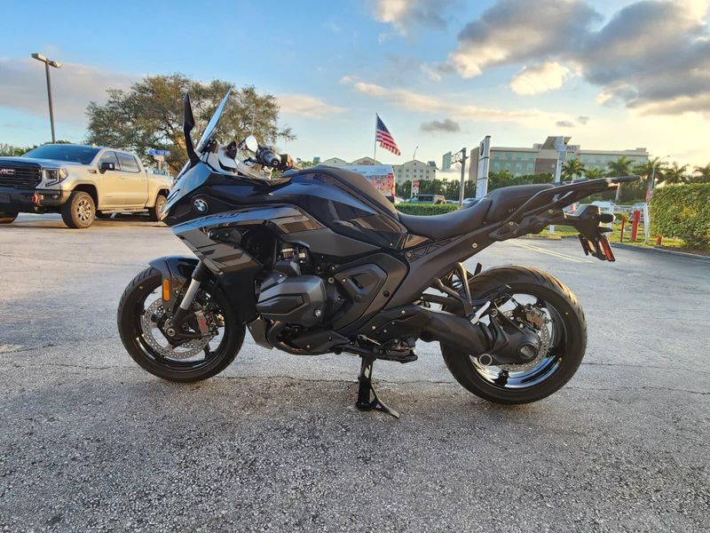 2026 BMW R 1300 RSImage 5
