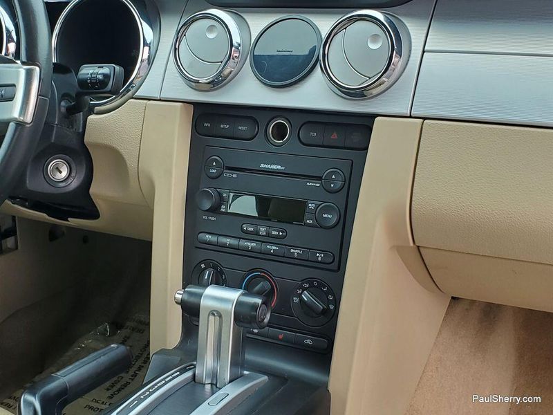 2007 Ford Mustang GT PremiumImage 12