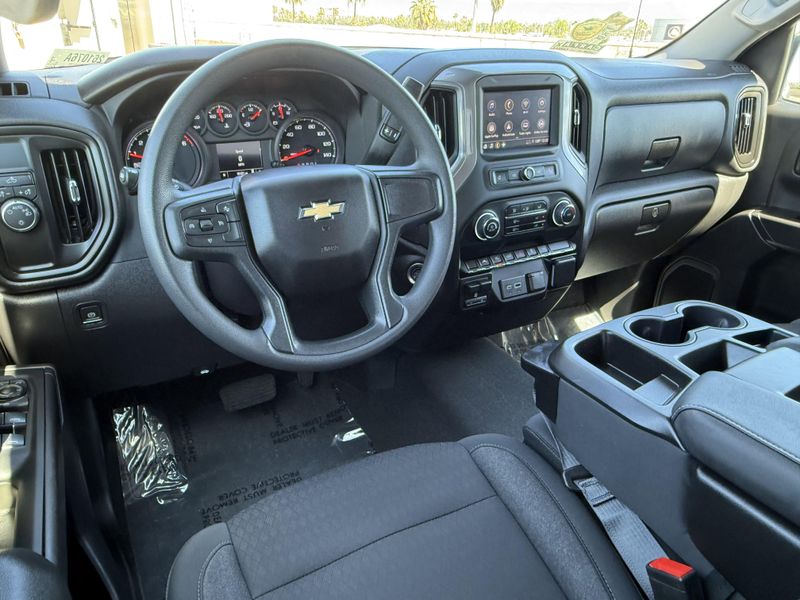 Used 2024 Chevrolet Silverado 1500 CustomImage 26