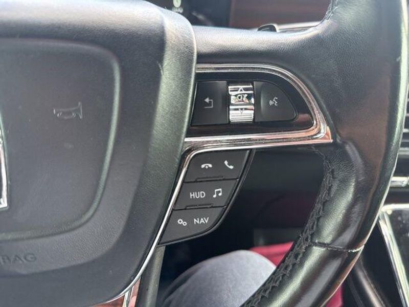 2018 Lincoln Navigator Select