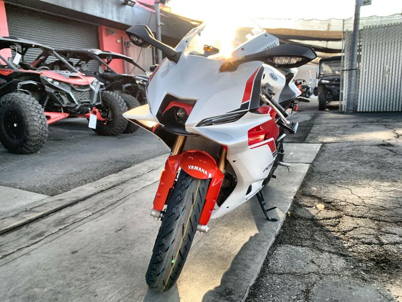 New 2025 Yamaha YZF-R9 Image 23