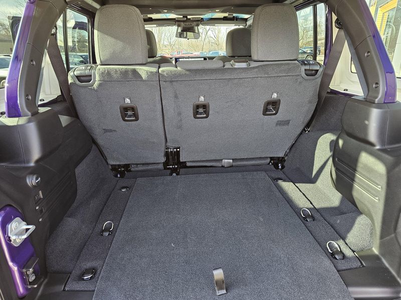 New 2026 Jeep Wrangler 4-door RubiconImage 15