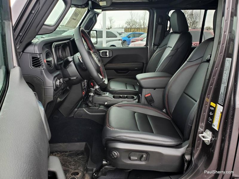 New 2026 Jeep Wrangler 4-door Moab 392