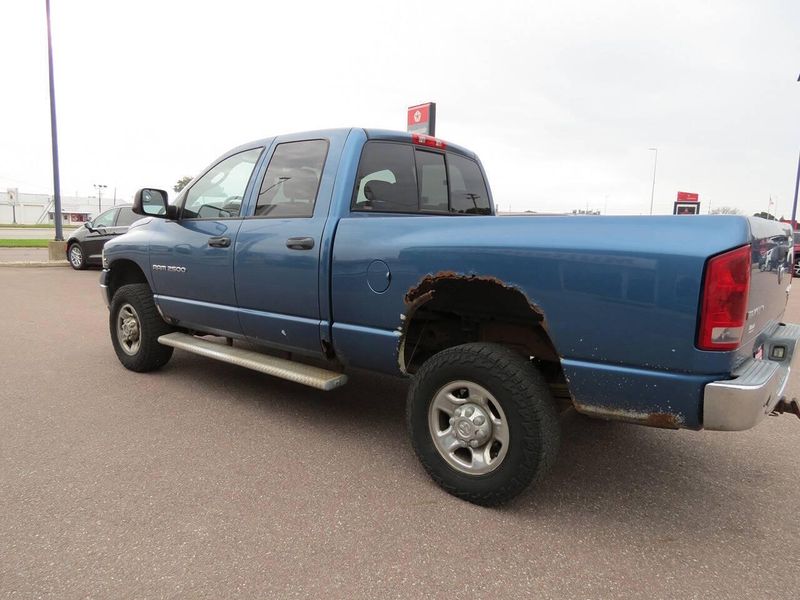 Used 2005 Dodge Ram 2500 SLT 4dr Quad Cab 4WD SBImage 7