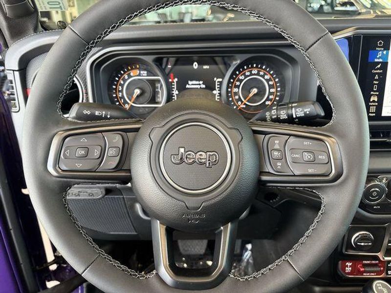 New 2026 Jeep Wrangler 4-door RubiconImage 11