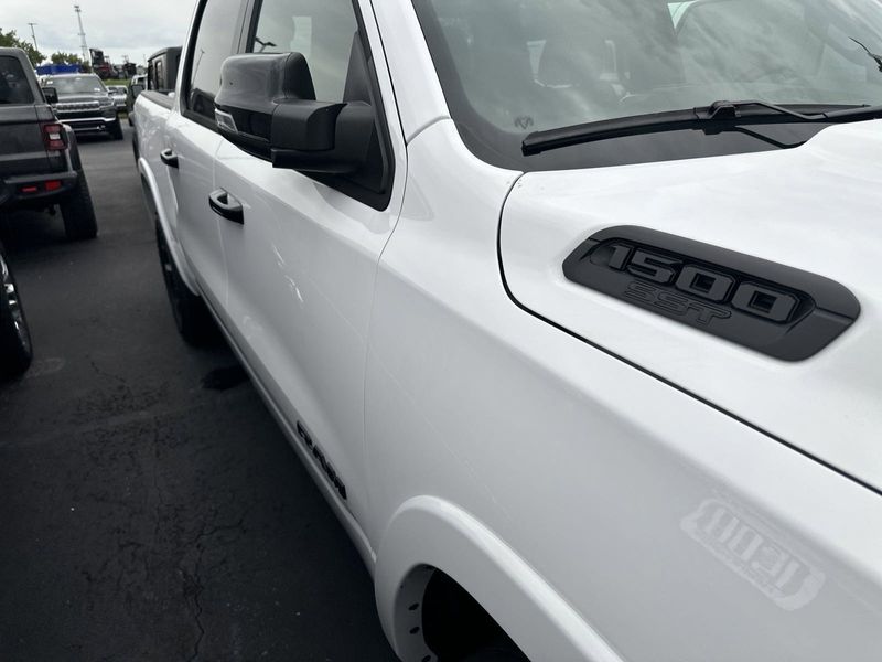 2025 RAM 1500 Big Horn Crew Cab 4x4 5