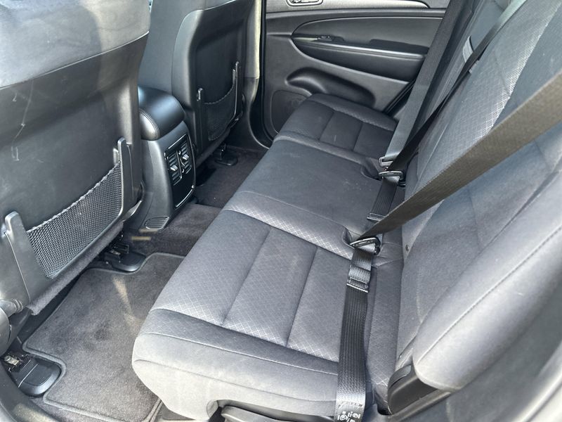 Used 2018 Jeep Grand Cherokee Laredo EImage 14