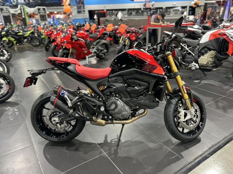 New 2025 Ducati MONSTER SP Image 4