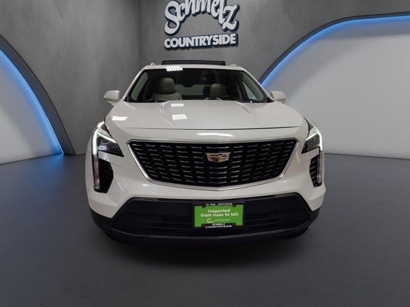 Used 2021 Cadillac XT4 AWD Luxury w/Sunroof/Cold PkgImage 3