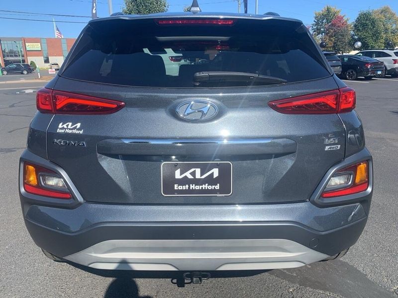 2021 Hyundai Kona LimitedImage 4