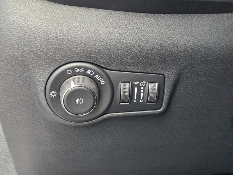 New 2026 Jeep Compass Trailhawk 4x4
