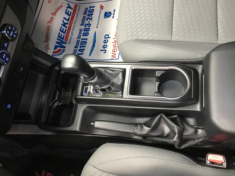 2020 Toyota Tacoma SRImage 6