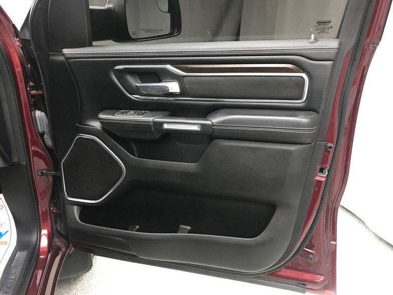 Used 2022 RAM 1500 LaramieImage 15