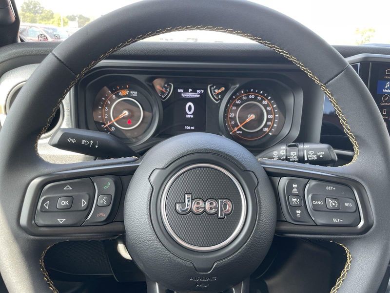2024 Jeep Wrangler Unlimited Willys photo 16