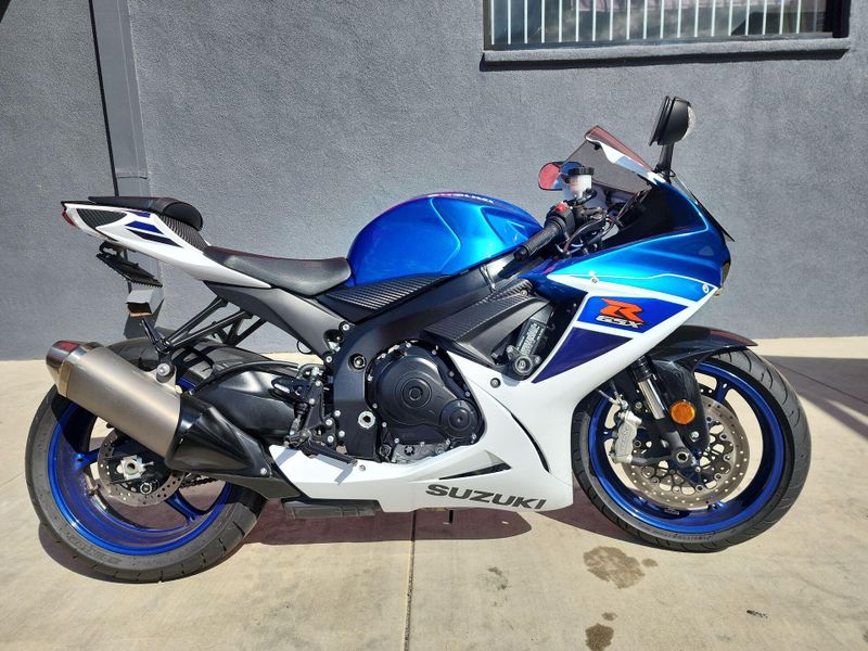 Used 2024 Suzuki GSX-R600 CA Image 11
