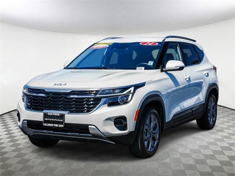 Used 2024 Kia Seltos SImage 5