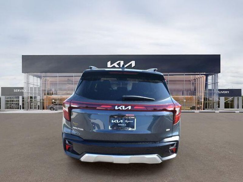 New 2026 Kia Seltos SImage 5