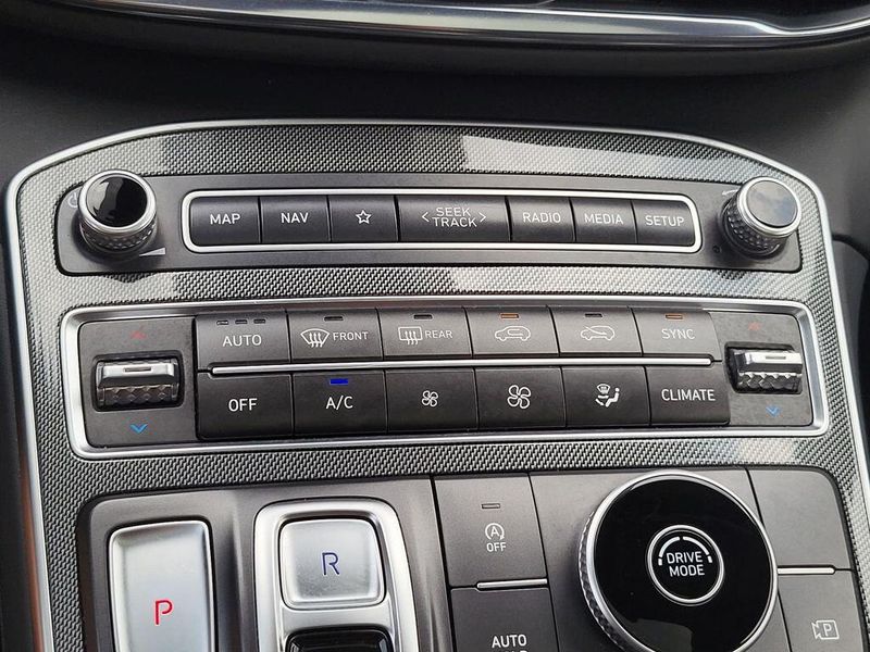2023 Hyundai Santa Fe SELImage 24