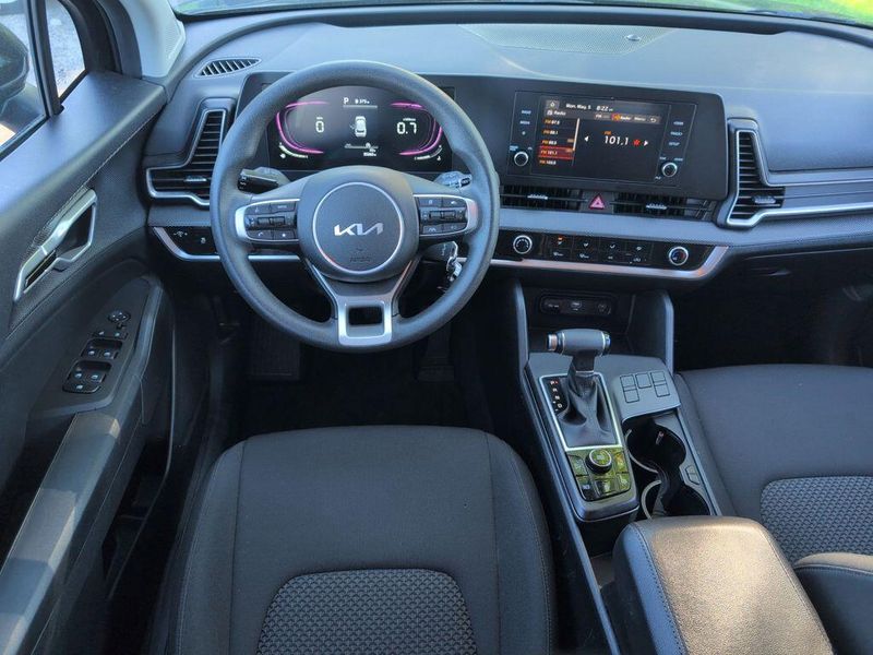 2024 Kia Sportage LXImage 29