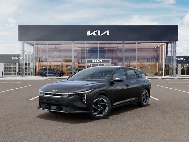 New 2026 Kia K4 EXImage 1