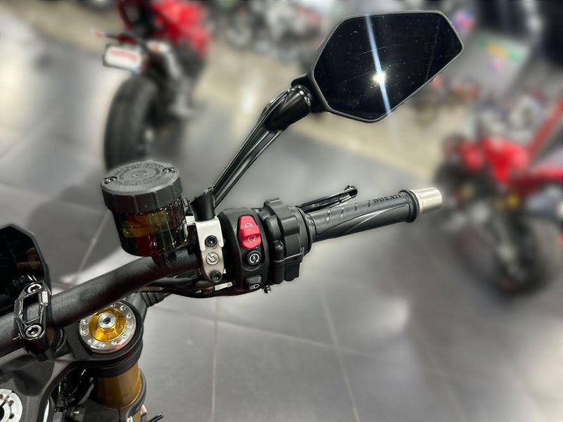 New 2025 Ducati STREETFIGHTER V2 S 896 Image 18