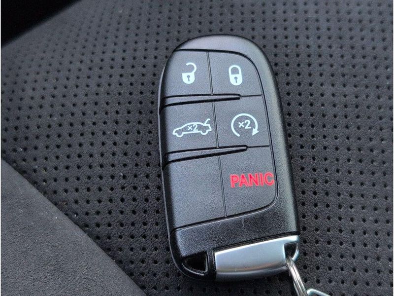 Used 2022 Dodge Challenger R/T Scat PackImage 17