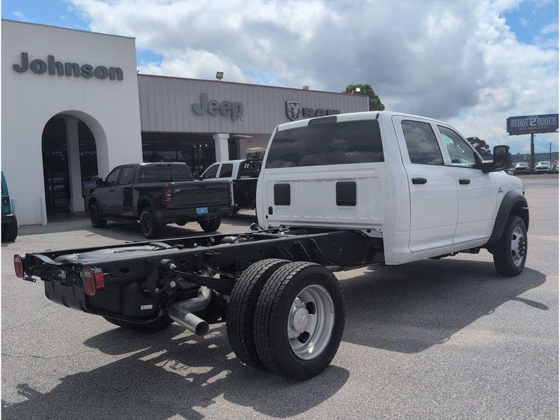 2025 RAM 5500 Tradesman Chassis Crew Cab 4x4 60