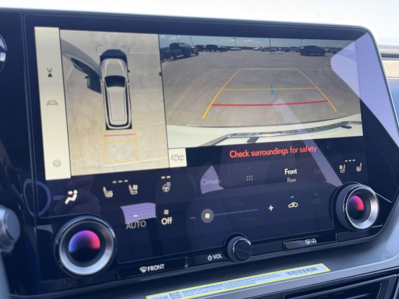 New 2026 Lexus NX 450h+ LuxuryImage 27