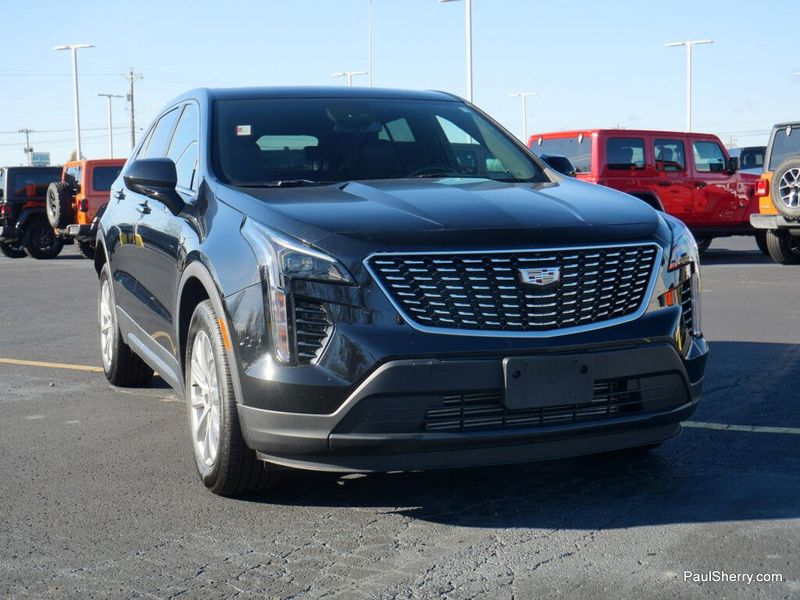 Used 2023 Cadillac XT4 AWD Luxury
