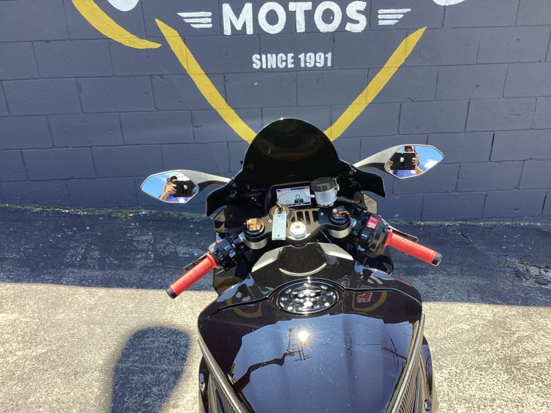 Used 2024 Yamaha YZF R1 