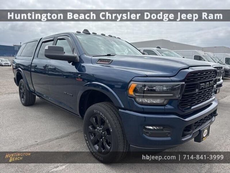 2022 RAM 2500 LimitedImage 3
