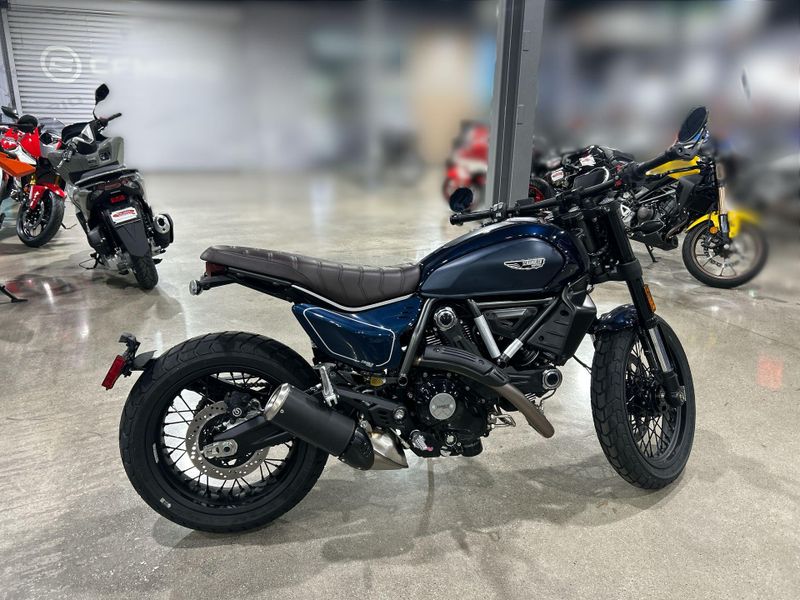 New 2025 Ducati SCRAMBLER 800 NIGHTSHIFT Image 15