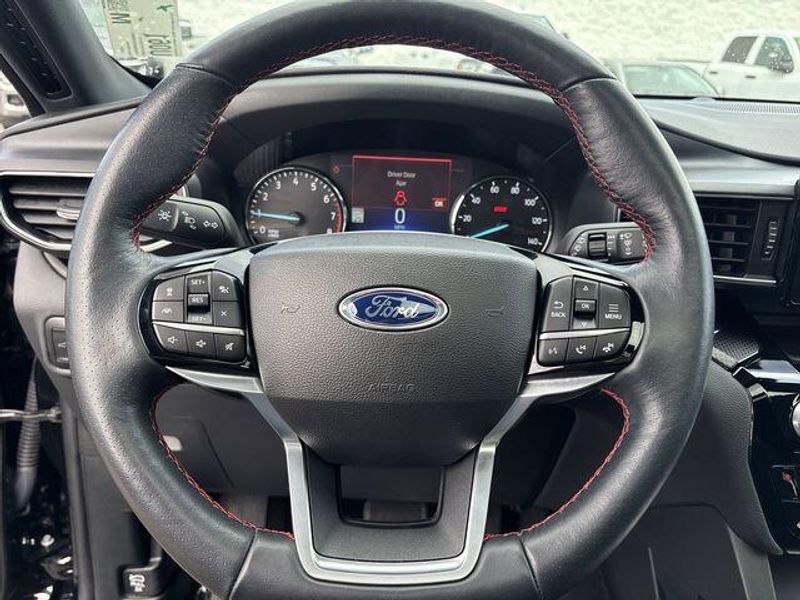 Used 2024 Ford Explorer ST-LineImage 23