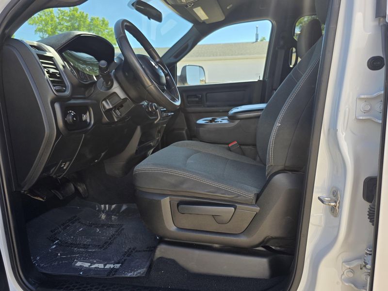 Used 2022 RAM 3500 TradesmanImage 11