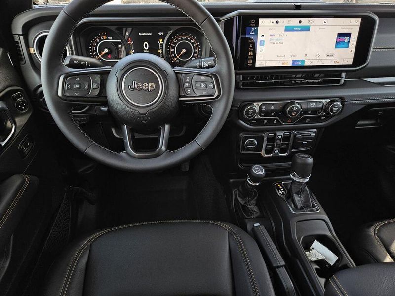 2025 Jeep Gladiator High Tide 4x4Image 28