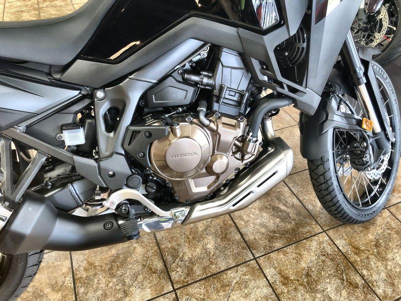 New 2026 Honda AFRICA TWIN DCT Image 20