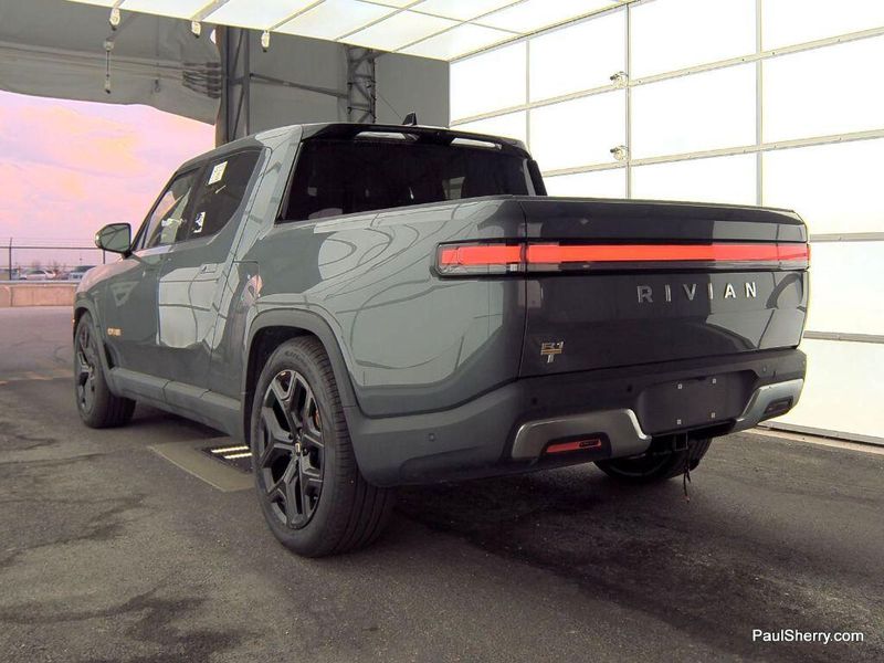 2022 Rivian R1T Adventure PackageImage 2