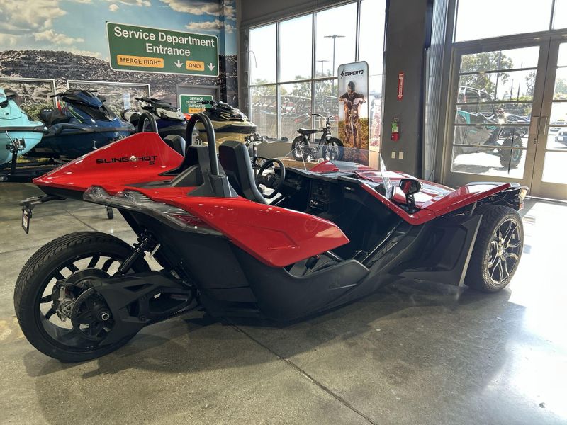 New 2025 Polaris SLINGSHOT S AUTODRIVE Image 16