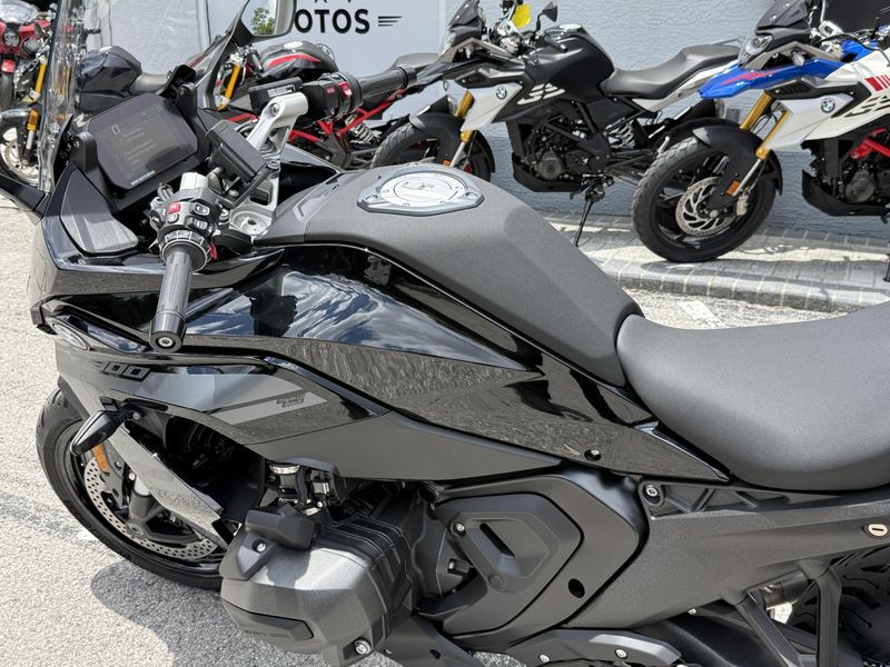 2026 BMW R 1300 RS