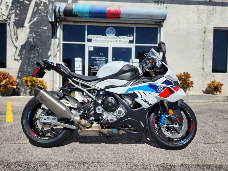 2026 BMW S 1000 RRImage 11