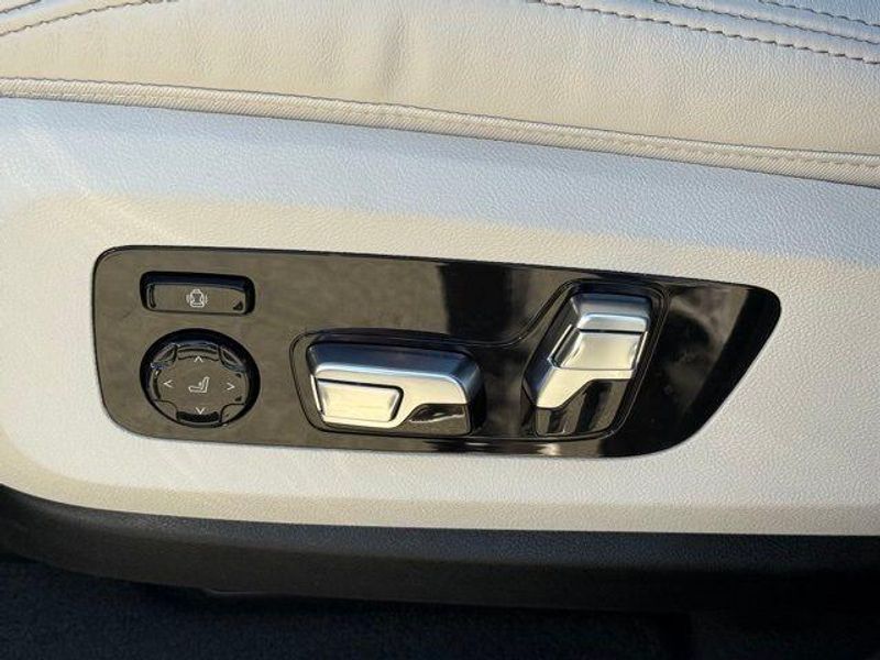 New 2026 BMW X5 xDrive40iImage 18