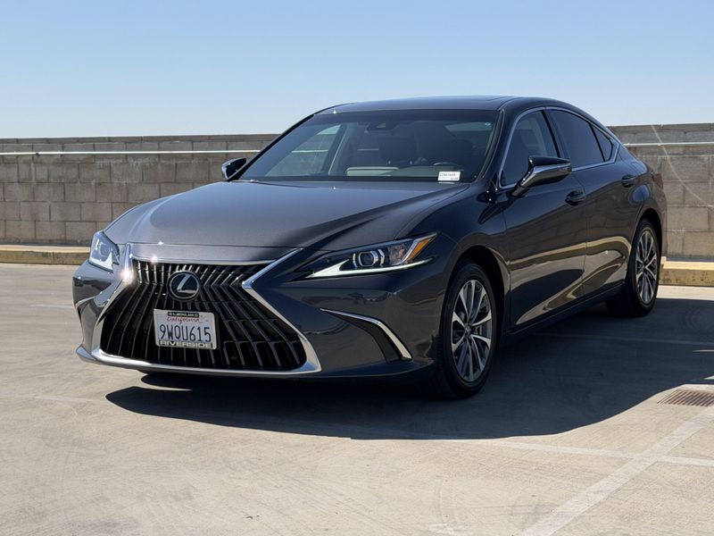 Used 2025 Lexus ES 350Image 4