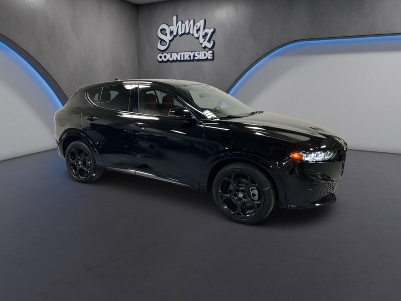 New 2026 Alfa Romeo Tonale Sprint AwdImage 2