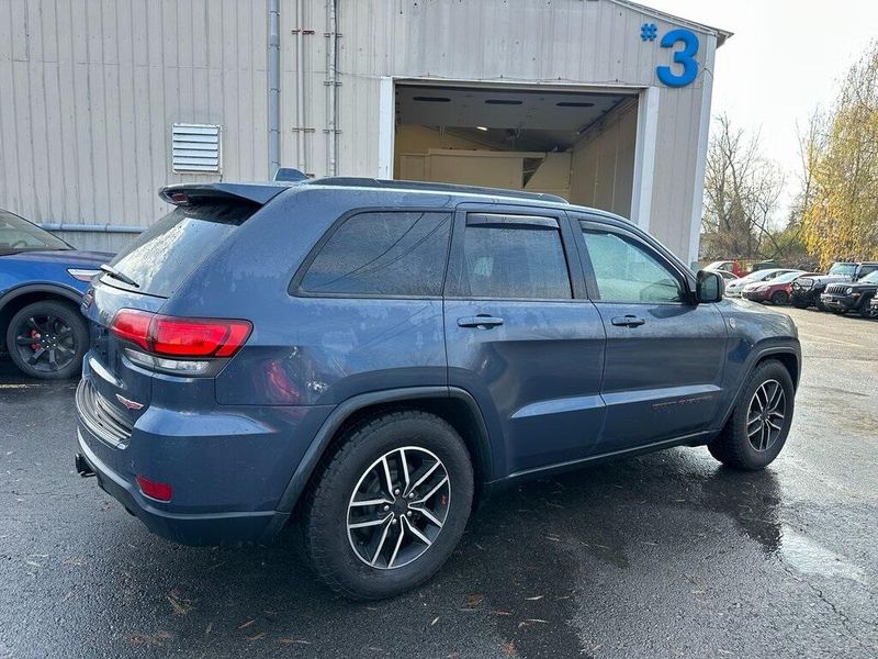 2019 Jeep Grand Cherokee TrailhawkImage 13