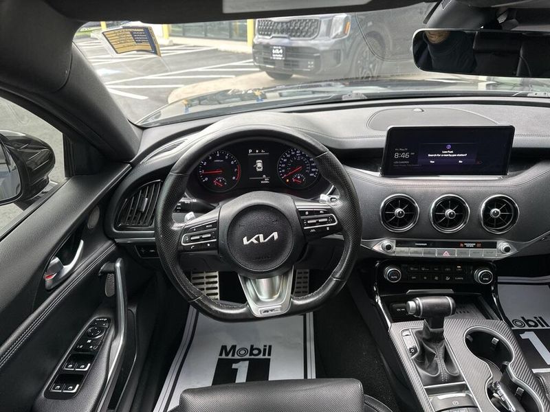 2023 Kia Stinger GT-LineImage 24